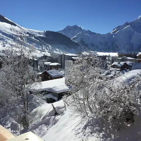 4 Personnes Au Pied Des Pistes Des Deux Alpes Apartment *